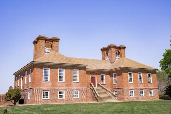 Stratford Hills neighborhood near the James River in Richmond, VA